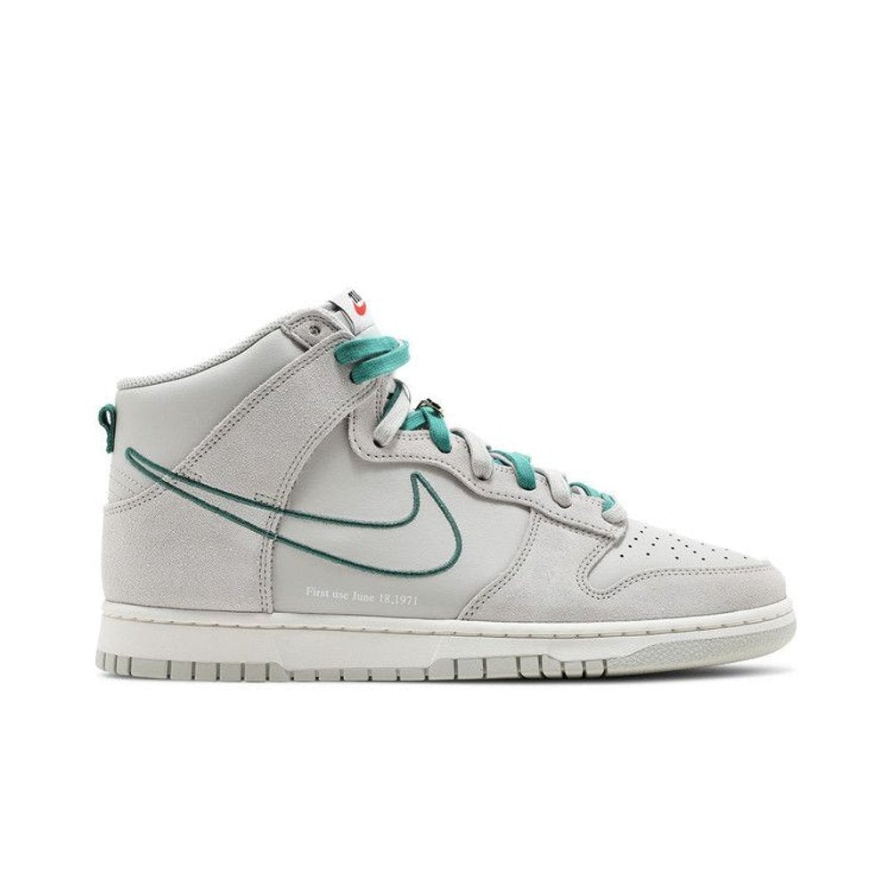 Nike Dunk High First Use Sail – boční pohled | Purekickz