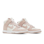 Nike Dunk High Pink Oxford – lifestyle foto | Purekickz