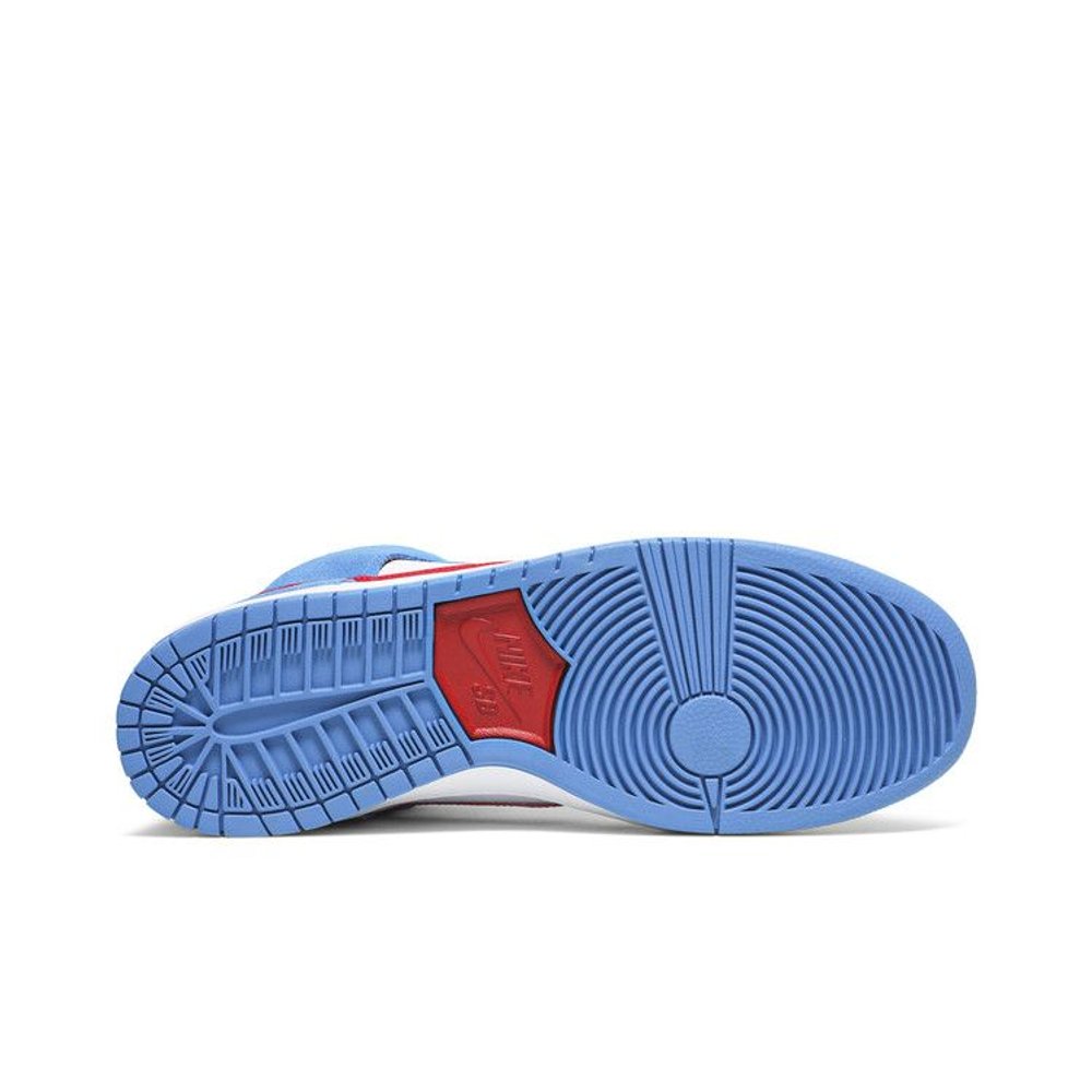 Nike Dunk High SB 'Doraemon' – zadní pohled | Purekickz