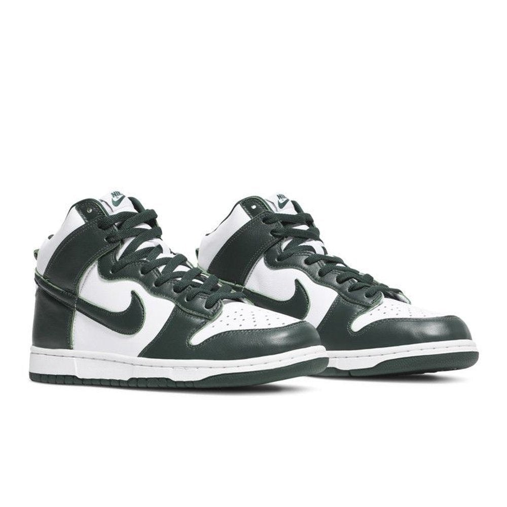 Nike Dunk High Spartan Green – lifestyle foto | Purekickz