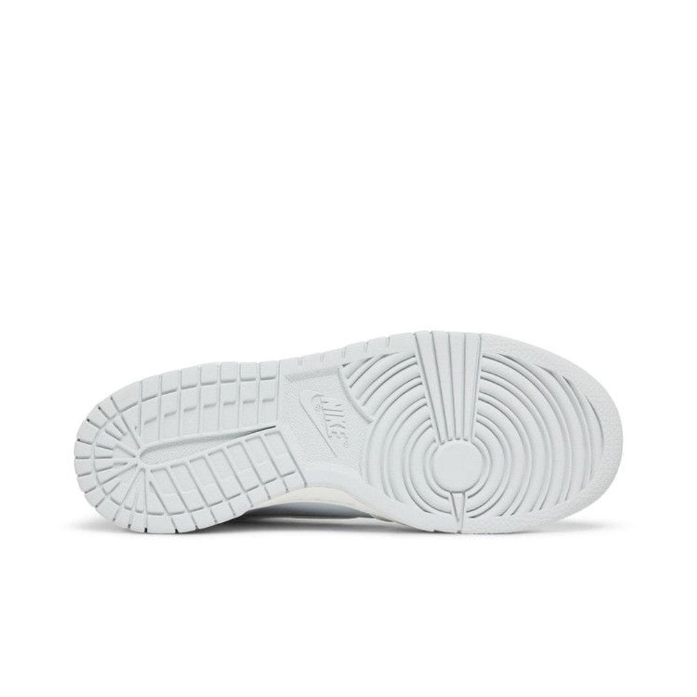 Nike Dunk High Summit White Football Grey (GS) – zadní pohled | Purekickz