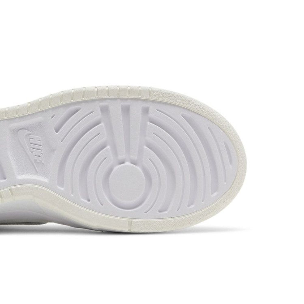 Nike Dunk High Up Summit White Sail (W) – pohled shora | Purekickz