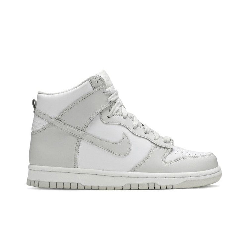 Nike Dunk High Vast Grey (GS) – boční pohled | Purekickz