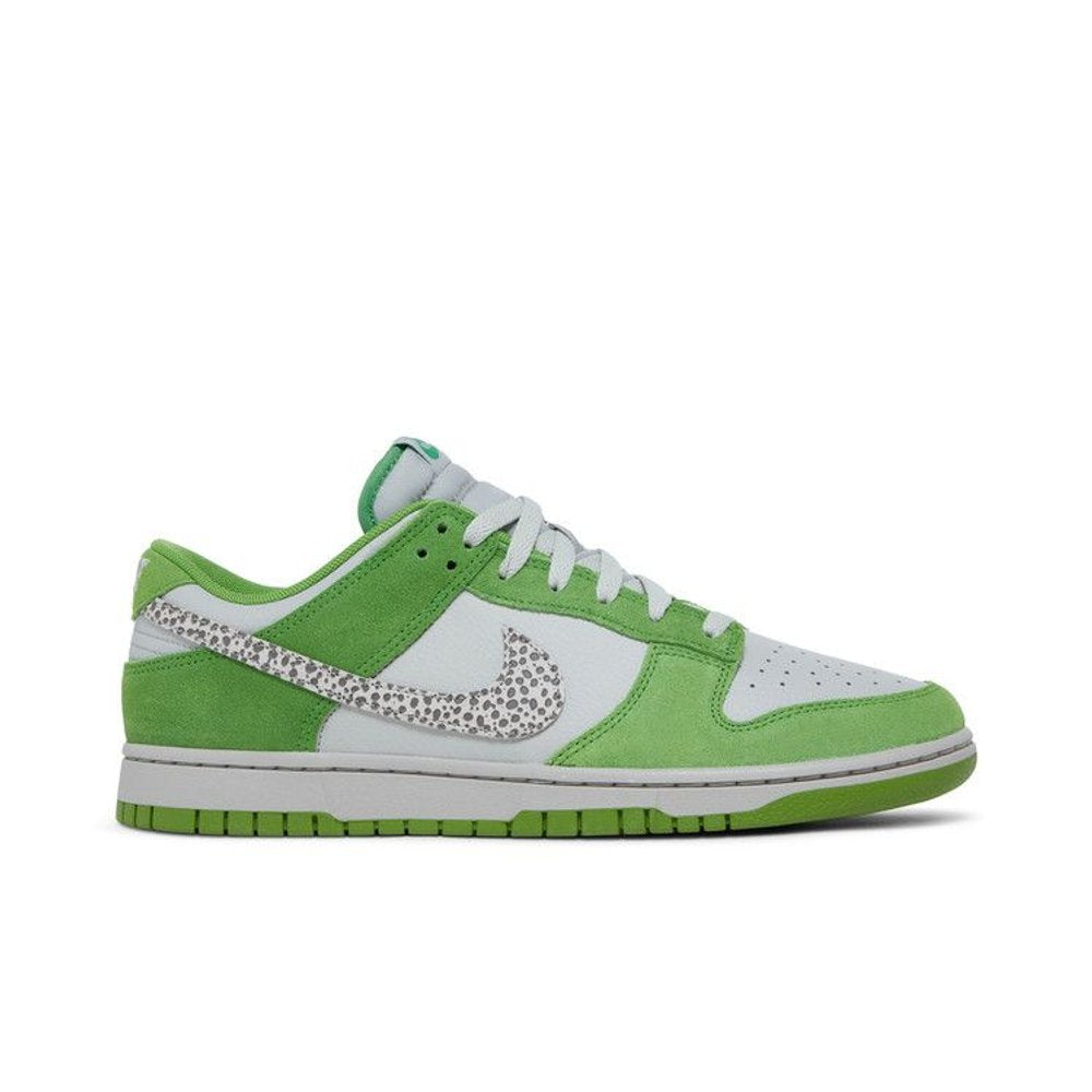 Nike Dunk Low AS Safari Swoosh Chlorophyll – boční pohled | Purekickz