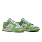 Nike Dunk Low AS Safari Swoosh Chlorophyll – lifestyle foto | Purekickz