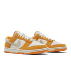 Nike Dunk Low AS Safari Swoosh Kumquat – lifestyle foto | Purekickz