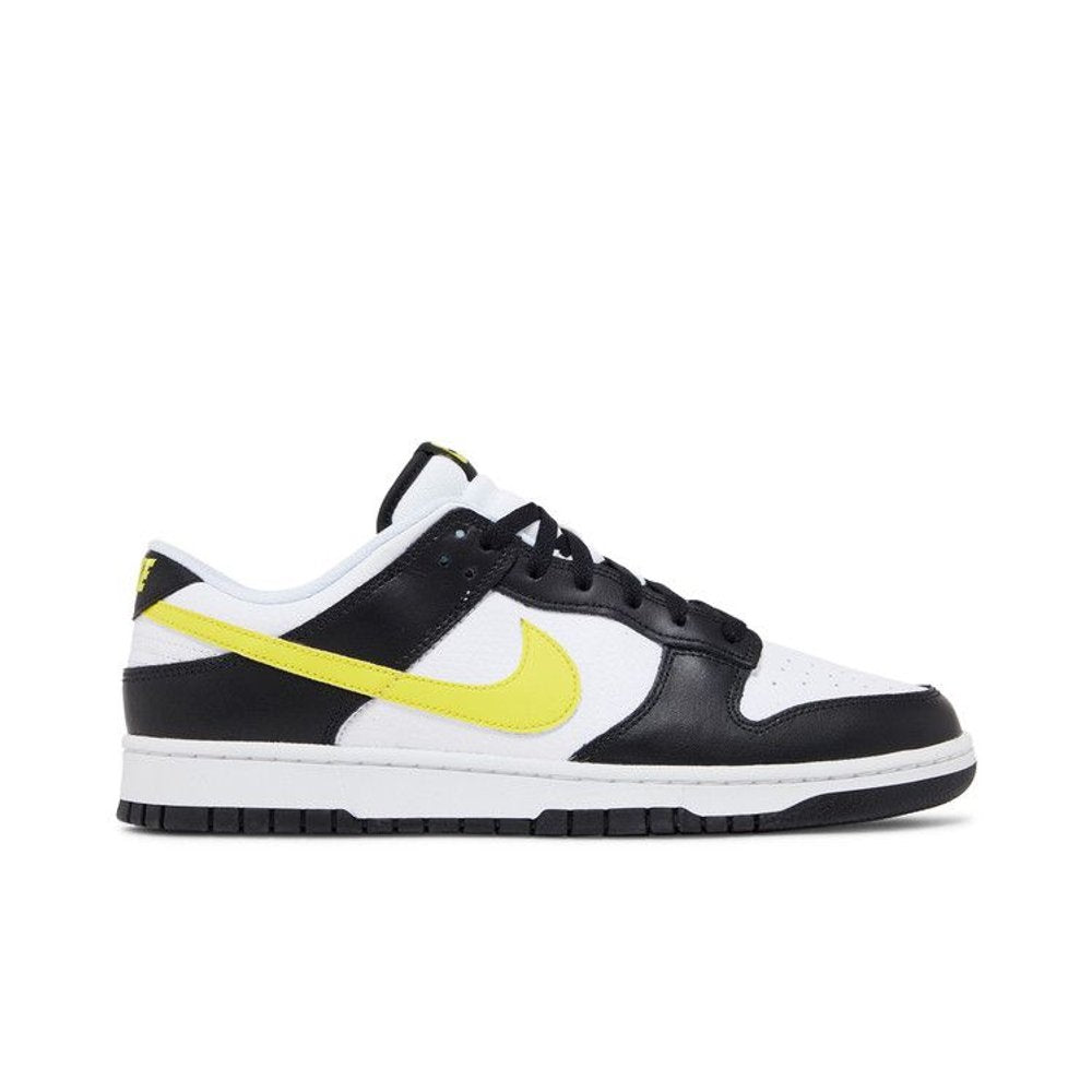 Nike Dunk Low Black Opti Yellow – boční pohled | Purekickz