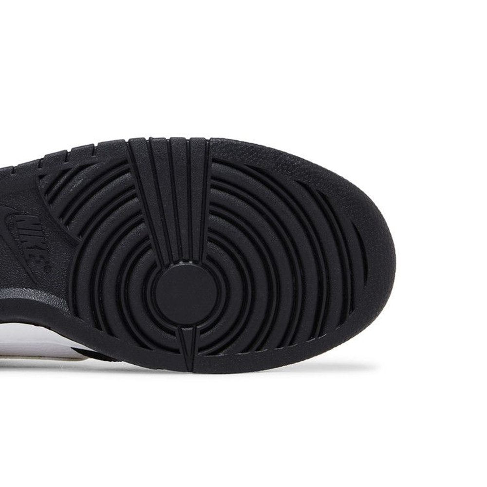 Nike Dunk Low Black Opti Yellow – pohled shora | Purekickz