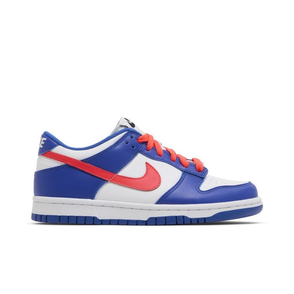 Nike Dunk Low Bright Crimson Game Royal (GS) – boční pohled | Purekickz