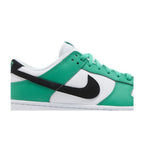 Nike Dunk Low Celtics – detail | Purekickz