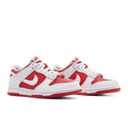 Nike Dunk Low Championship Red (GS) – lifestyle foto | Purekickz