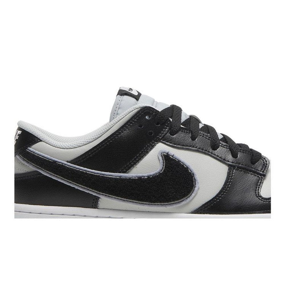 Nike Dunk Low Chenille Swoosh - Black Grey Fog – detail | Purekickz