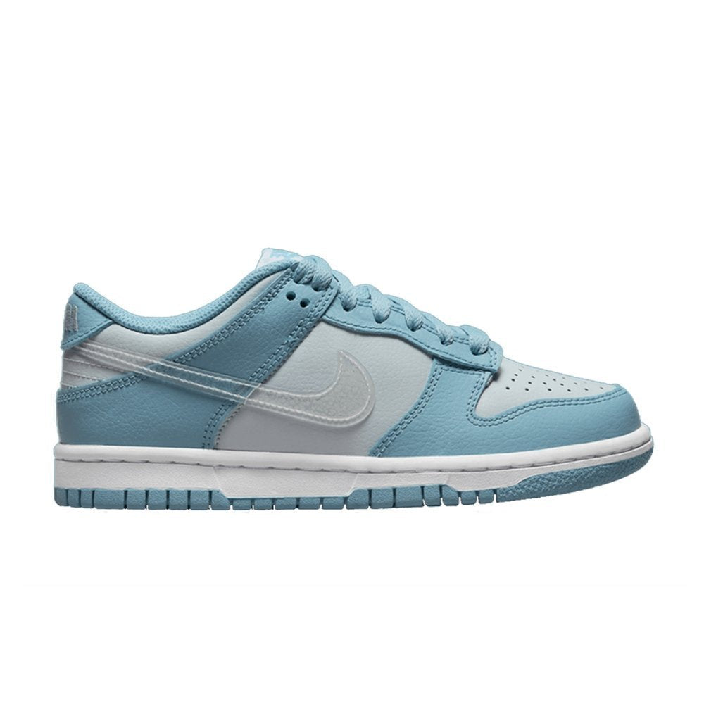 Nike Dunk Low Clear Blue Swoosh (GS) – boční pohled | Purekickz