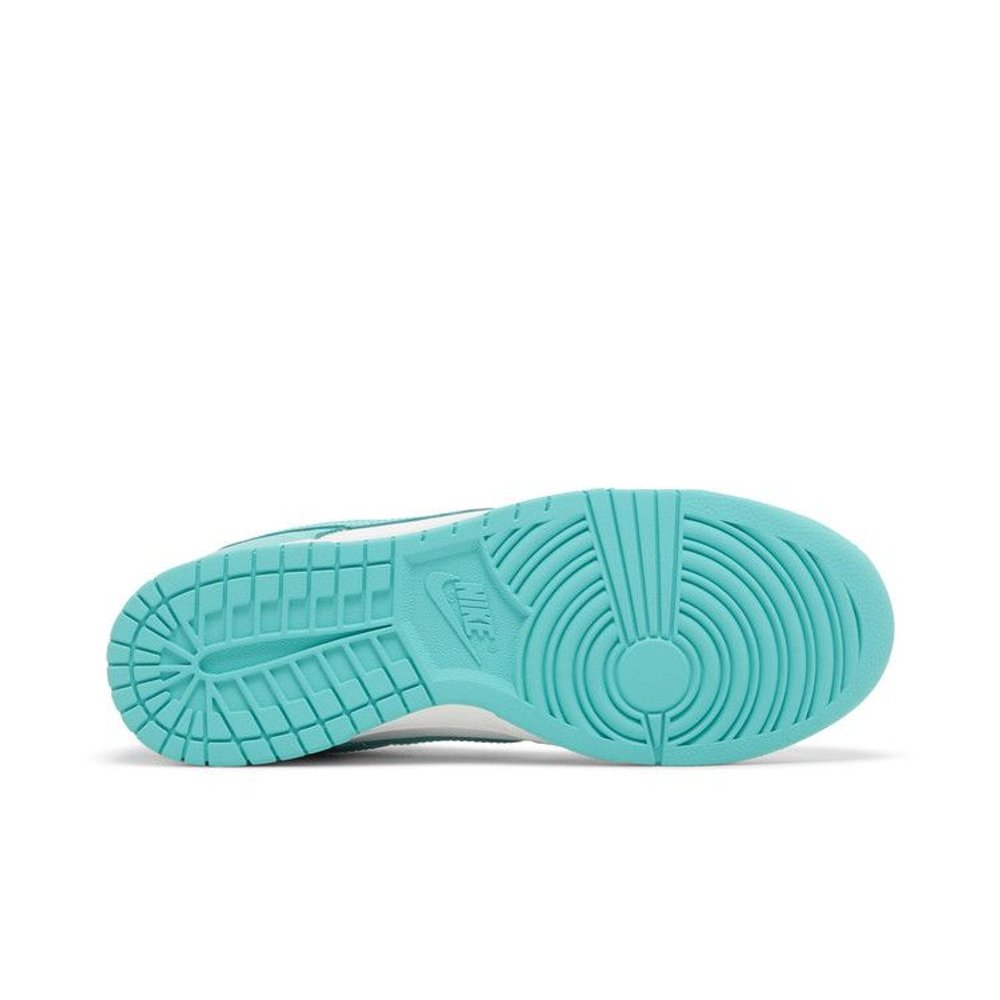 Nike Dunk Low Clear Jade – zadní pohled | Purekickz