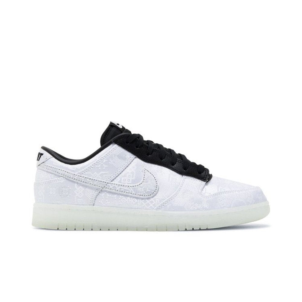 Nike Dunk Low CLOT Fragment White – boční pohled | Purekickz