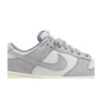 Nike Dunk Low Cool Grey Football Grey (W) – detail | Purekickz