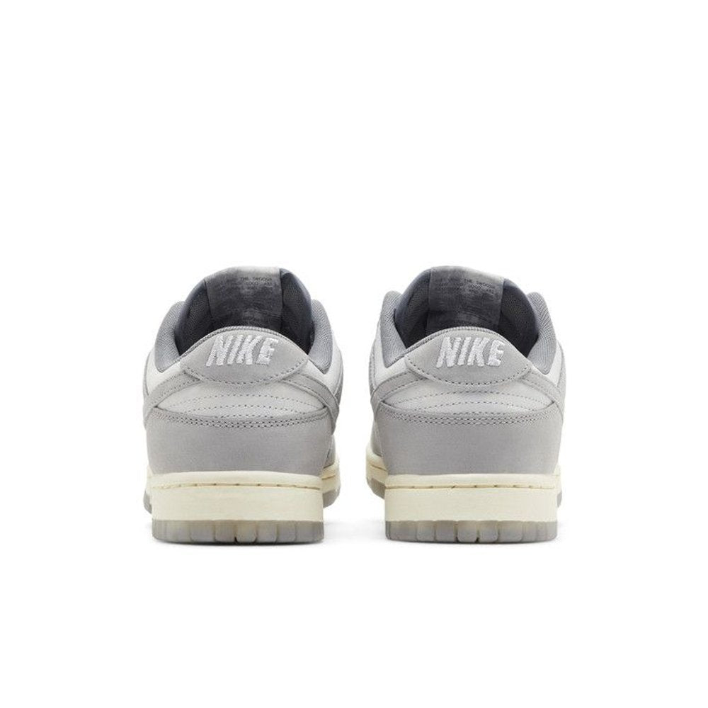 Nike Dunk Low Cool Grey Football Grey (W) – podrážka | Purekickz