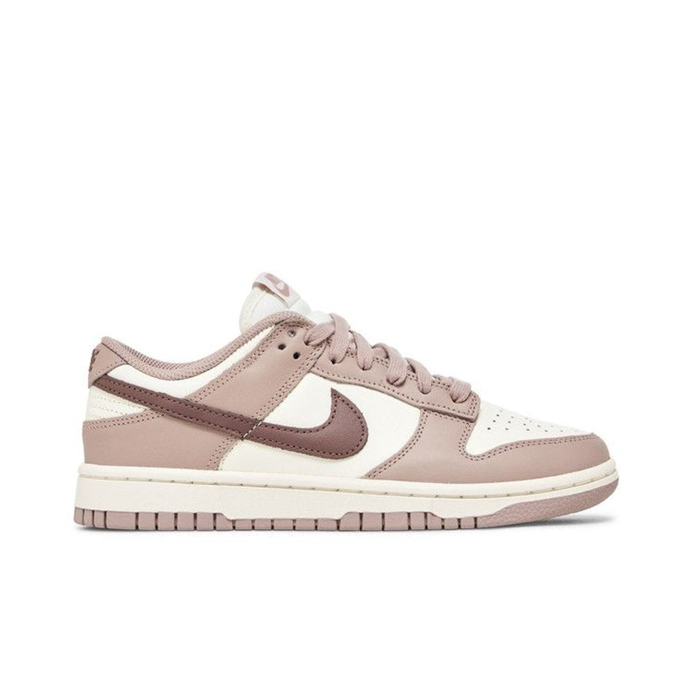 Nike Dunk Low Diffused Taupe – boční pohled | Purekickz