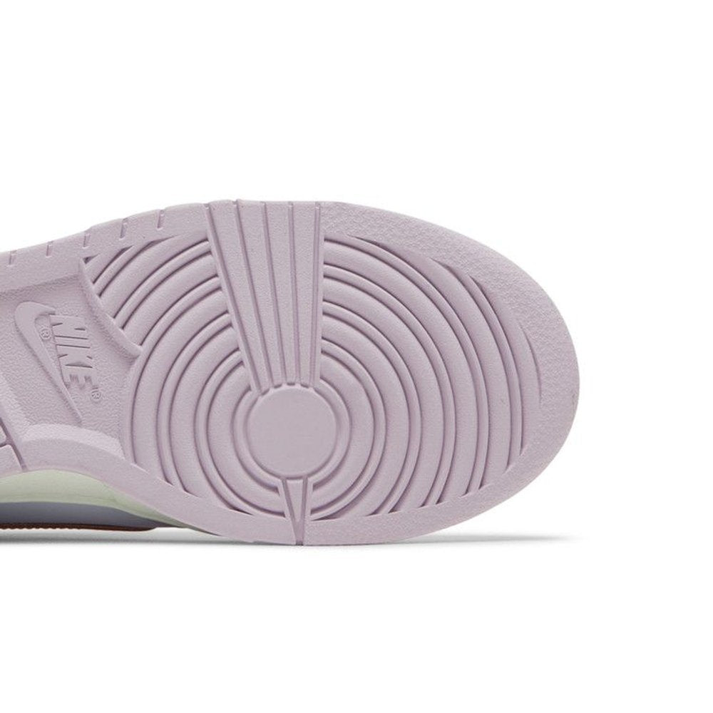 Nike Dunk Low Easter – pohled shora | Purekickz