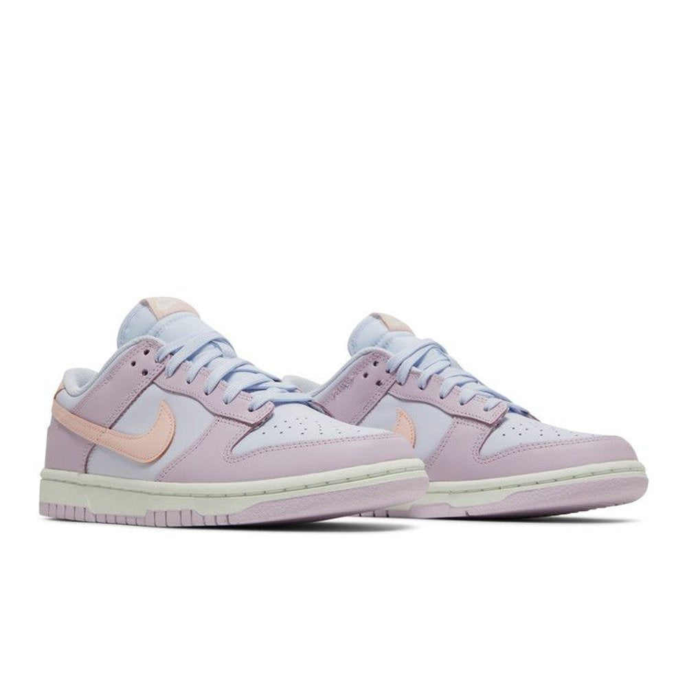 Nike Dunk Low Easter – lifestyle foto | Purekickz