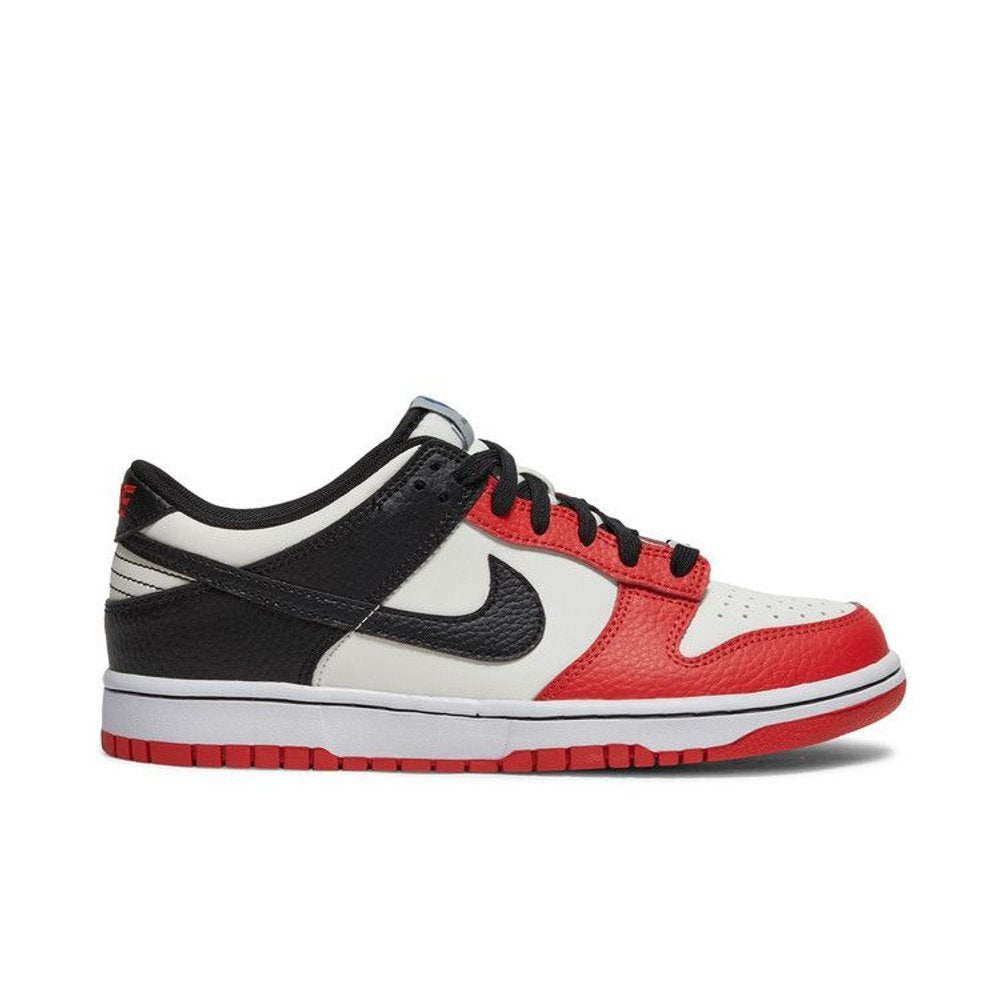 Nike Dunk Low EMB NBA 75th Anniversary Chicago – boční pohled | Purekickz