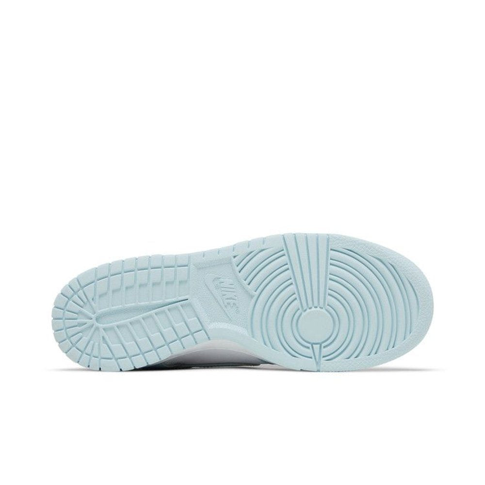 Nike Dunk Low Glacier Blue (GS) – zadní pohled | Purekickz