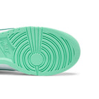 Nike Dunk Low Green Glow – pohled shora | Purekickz