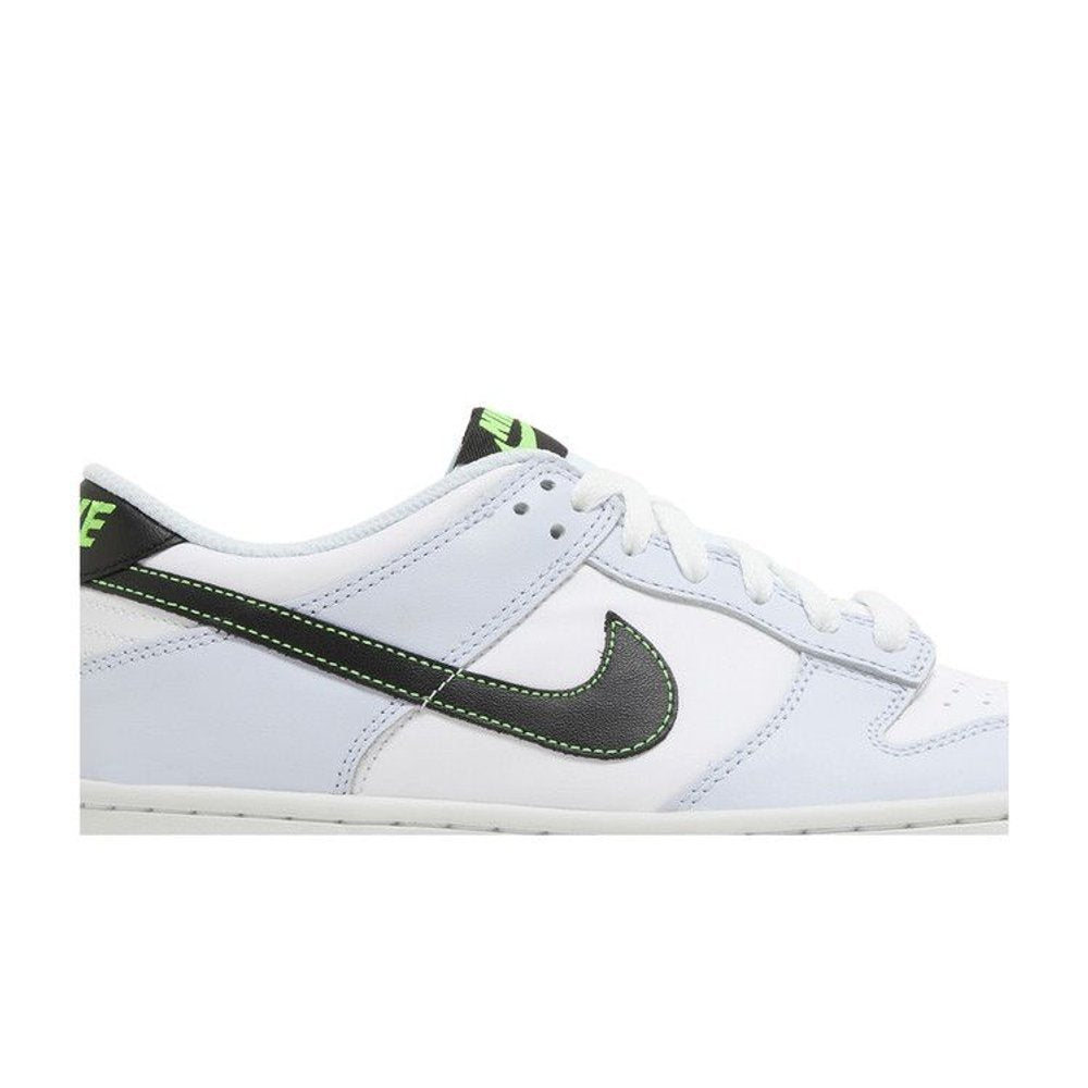 Nike Dunk Low Grey Green Strike (GS) – detail | Purekickz