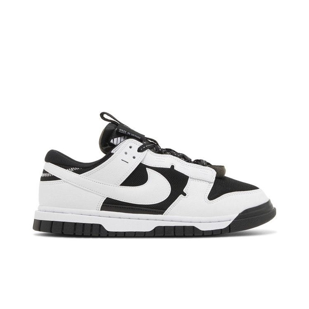 Nike Dunk Low Jumbo Reverse Panda – boční pohled | Purekickz