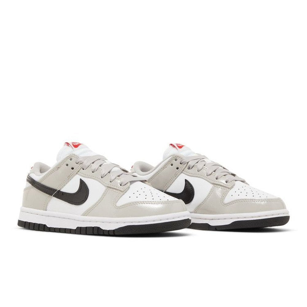 Nike Dunk Low Light Iron Ore – lifestyle foto | Purekickz