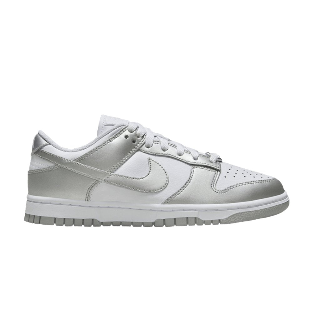 Nike Dunk Low Metallic Silver (W) – hlavní pohled | Purekickz