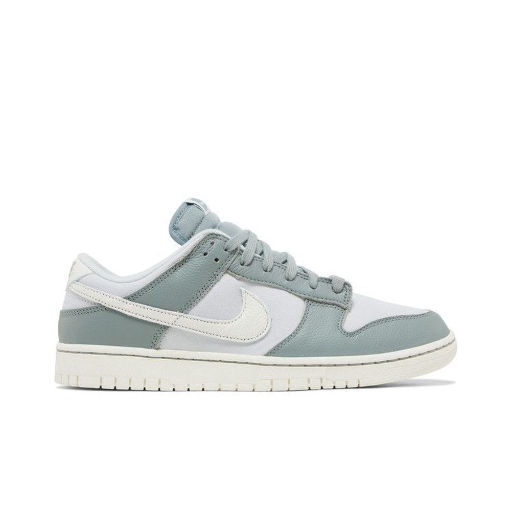 Nike Dunk Low Mica Green – boční pohled | Purekickz
