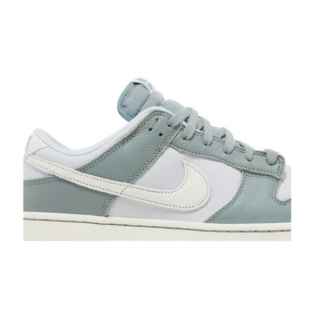 Nike Dunk Low Mica Green – detail | Purekickz