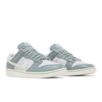 Nike Dunk Low Mica Green – lifestyle foto | Purekickz