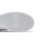 Nike Dunk Low Mini Swoosh Grey – pohled shora | Purekickz