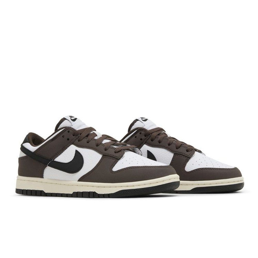 Nike Dunk Low Next Nature Baroque Brown – lifestyle foto | Purekickz