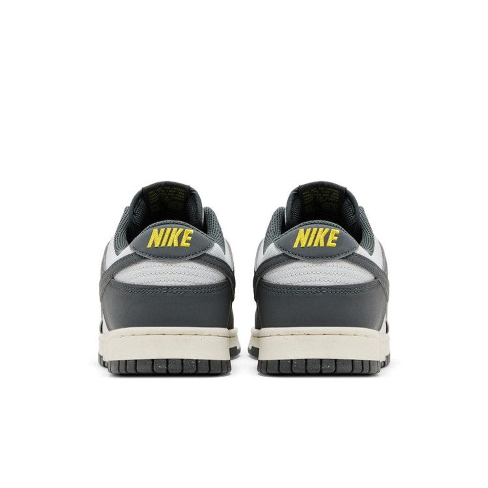 Nike Dunk Low Next Nature Iron Grey Lightning – podrážka | Purekickz