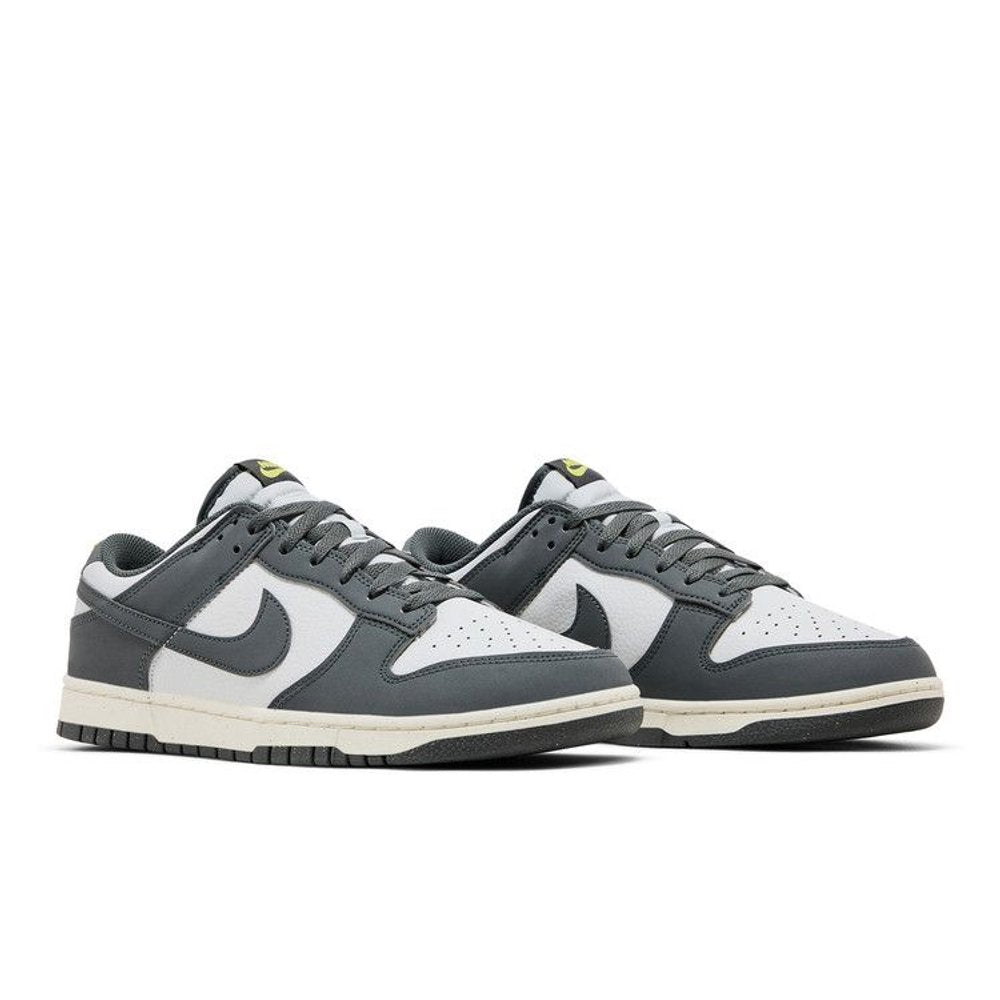 Nike Dunk Low Next Nature Iron Grey Lightning – lifestyle foto | Purekickz