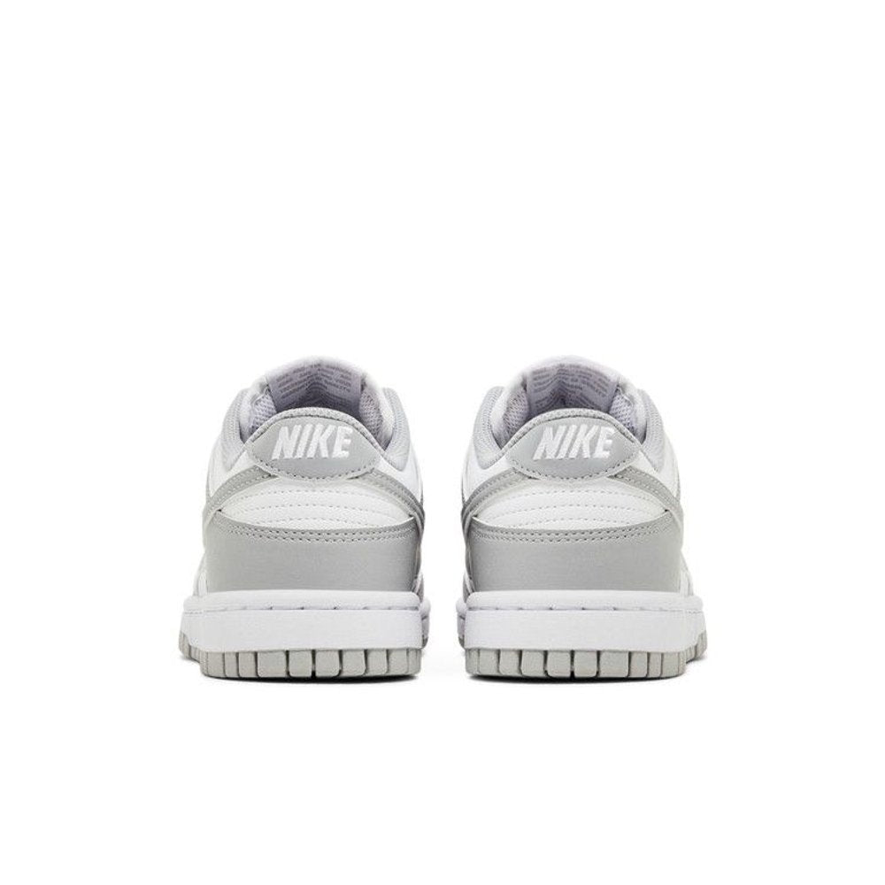 Nike Dunk Low Next Nature Light Smoke Grey (W) – podrážka | Purekickz
