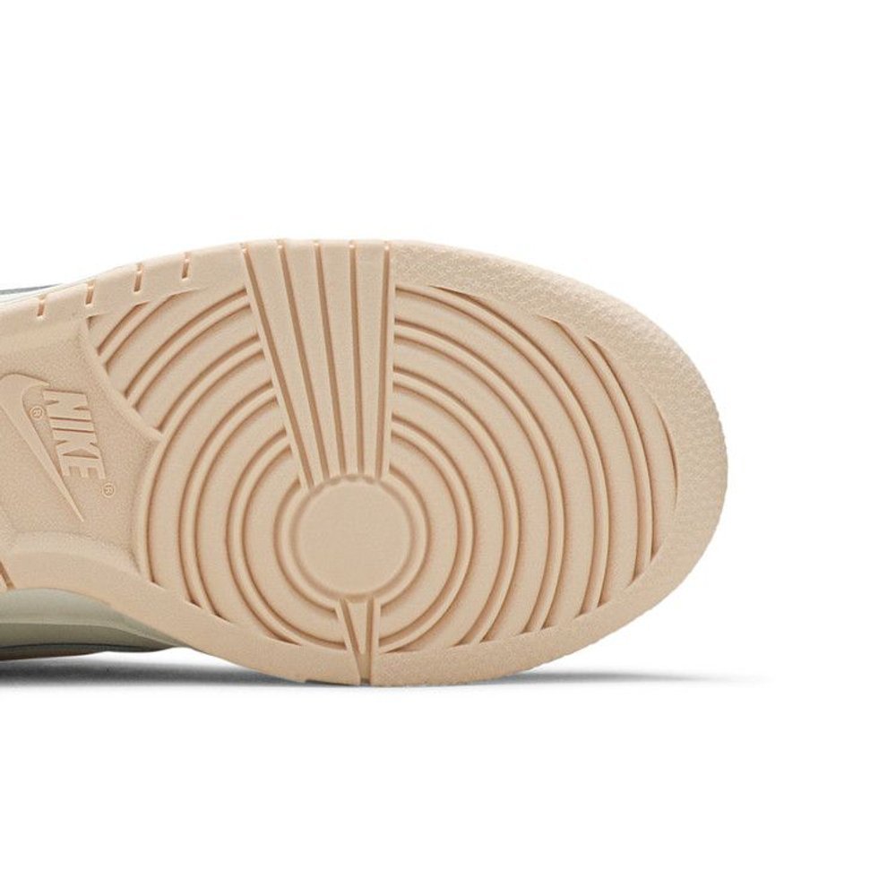 Nike Dunk Low Orange Pearl – pohled shora | Purekickz