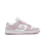 Nike Dunk Low Pink Corduroy – boční pohled | Purekickz