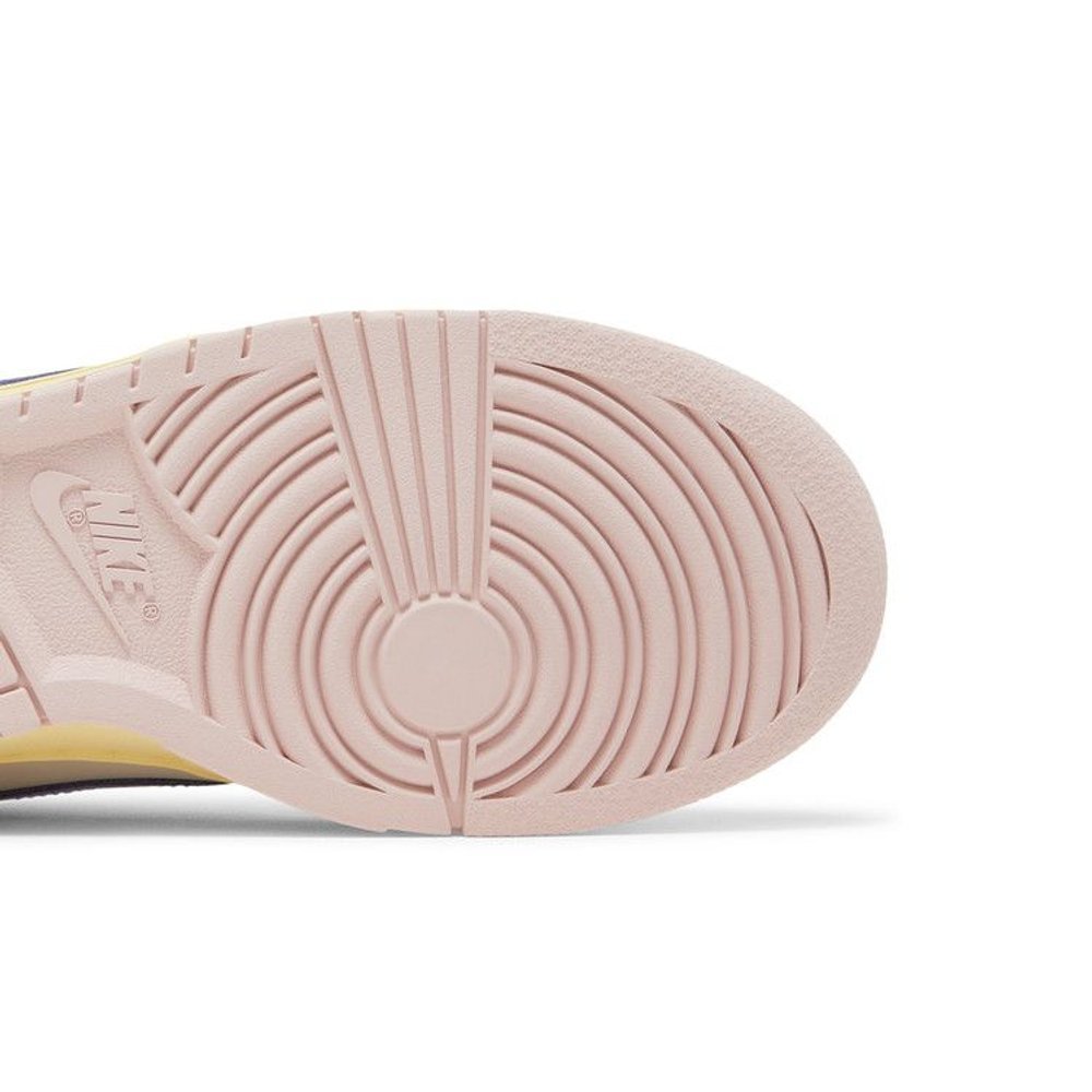 Nike Dunk Low Pink Oxford – pohled shora | Purekickz