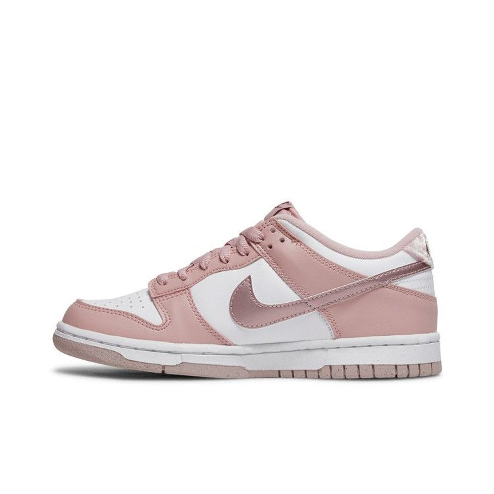 Nike Dunk Low Pink Velvet (GS) – hlavní pohled | Purekickz