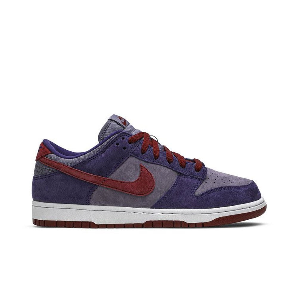 Nike Dunk Low Plum (2020/2024) – boční pohled | Purekickz