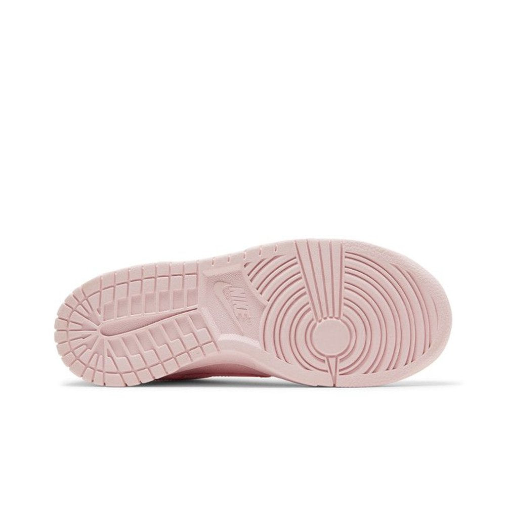 Nike Dunk Low Prism Pink (GS) – zadní pohled | Purekickz