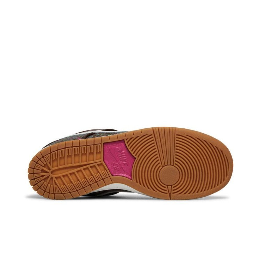 Nike Dunk Low Pro Premium SB Paisley – zadní pohled | Purekickz