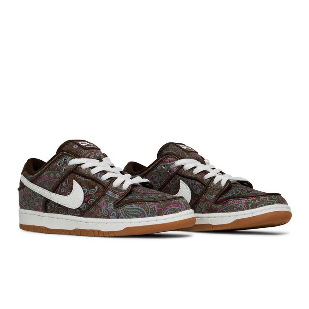 Nike Dunk Low Pro Premium SB Paisley – lifestyle foto | Purekickz