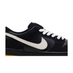 Nike Dunk Low Pro SB Black White Gum – detail | Purekickz