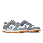 Nike Dunk Low Reflective Grey (GS) – lifestyle foto | Purekickz