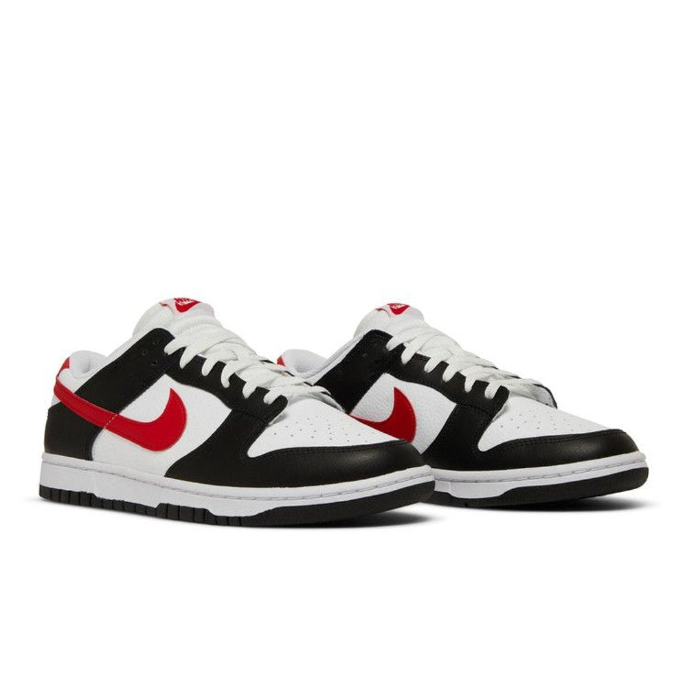 Nike Dunk Low Retro Red Swoosh Panda – lifestyle foto | Purekickz
